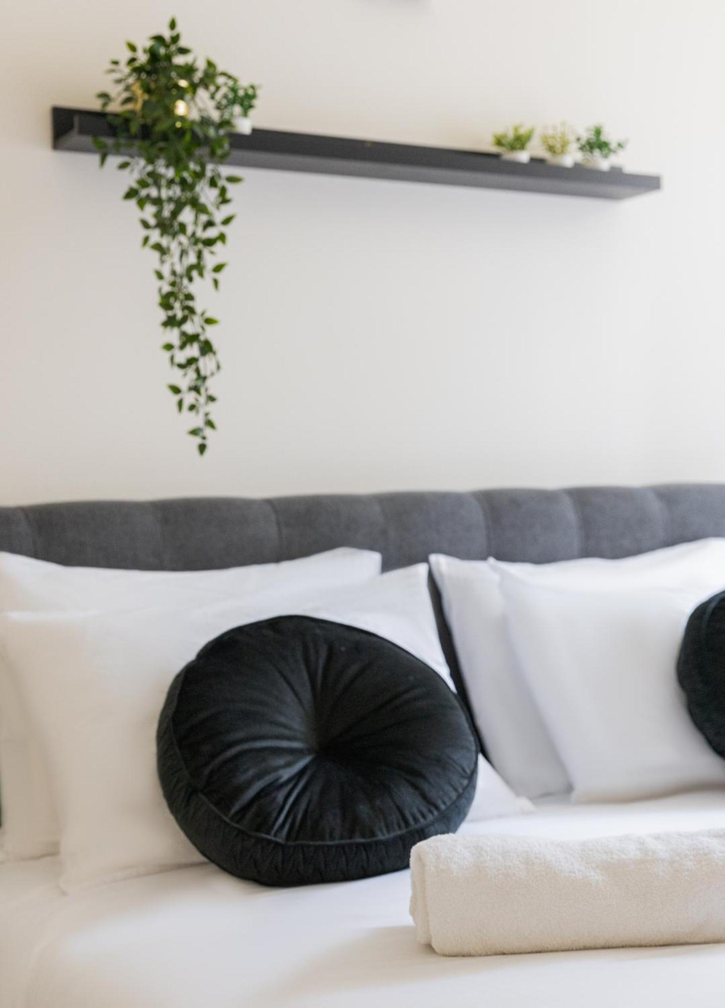 The Pearl Of Nachlaot Apartments Jerusalem Zimmer foto